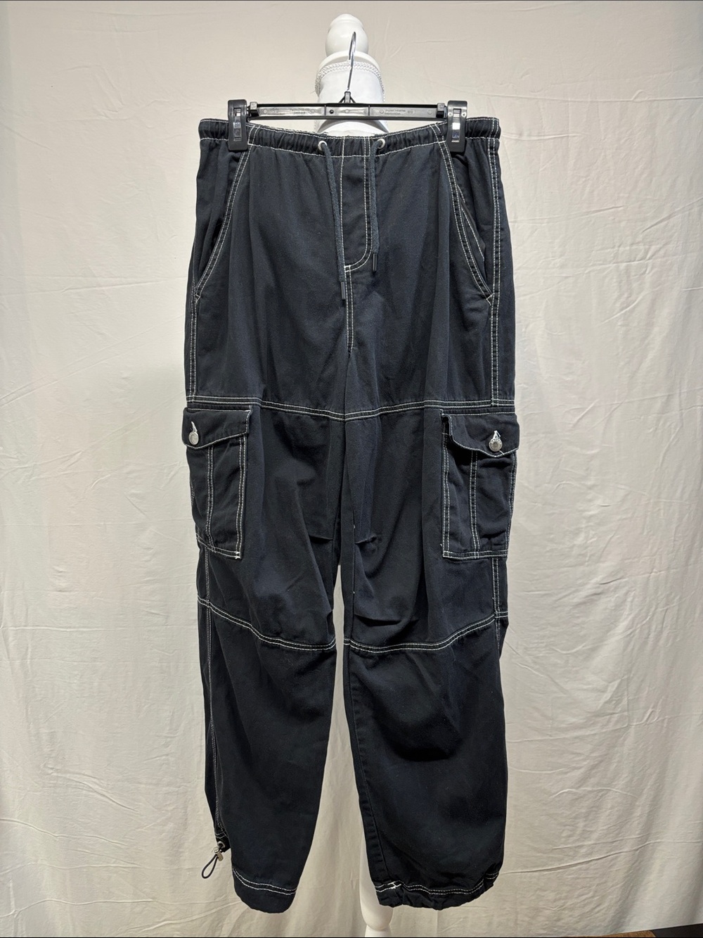 refuge Black Straight-Leg Cargo Pants with Contrast Stitching